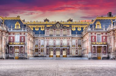 Visite guidée du château de Versailles au départ de Paris avec spectacles dans les jardins